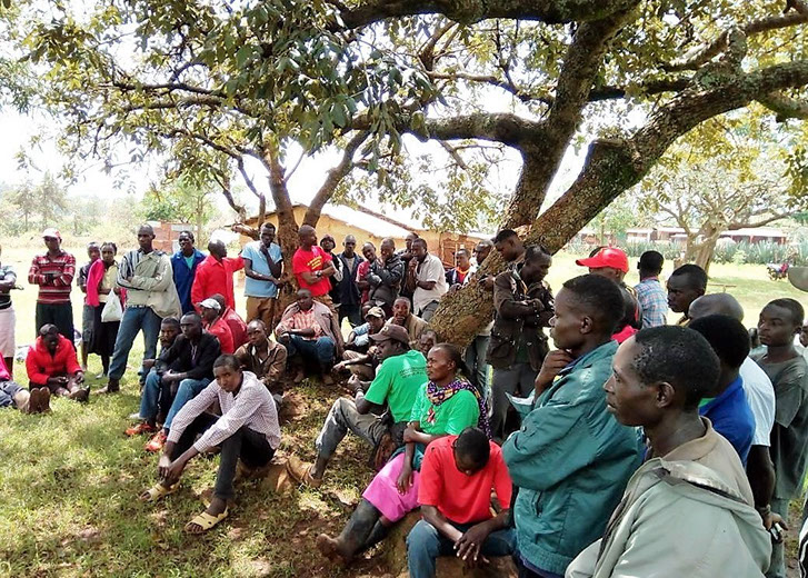 Jongeren tijdens workshop conflictpreventie bij KAP in Kenia.