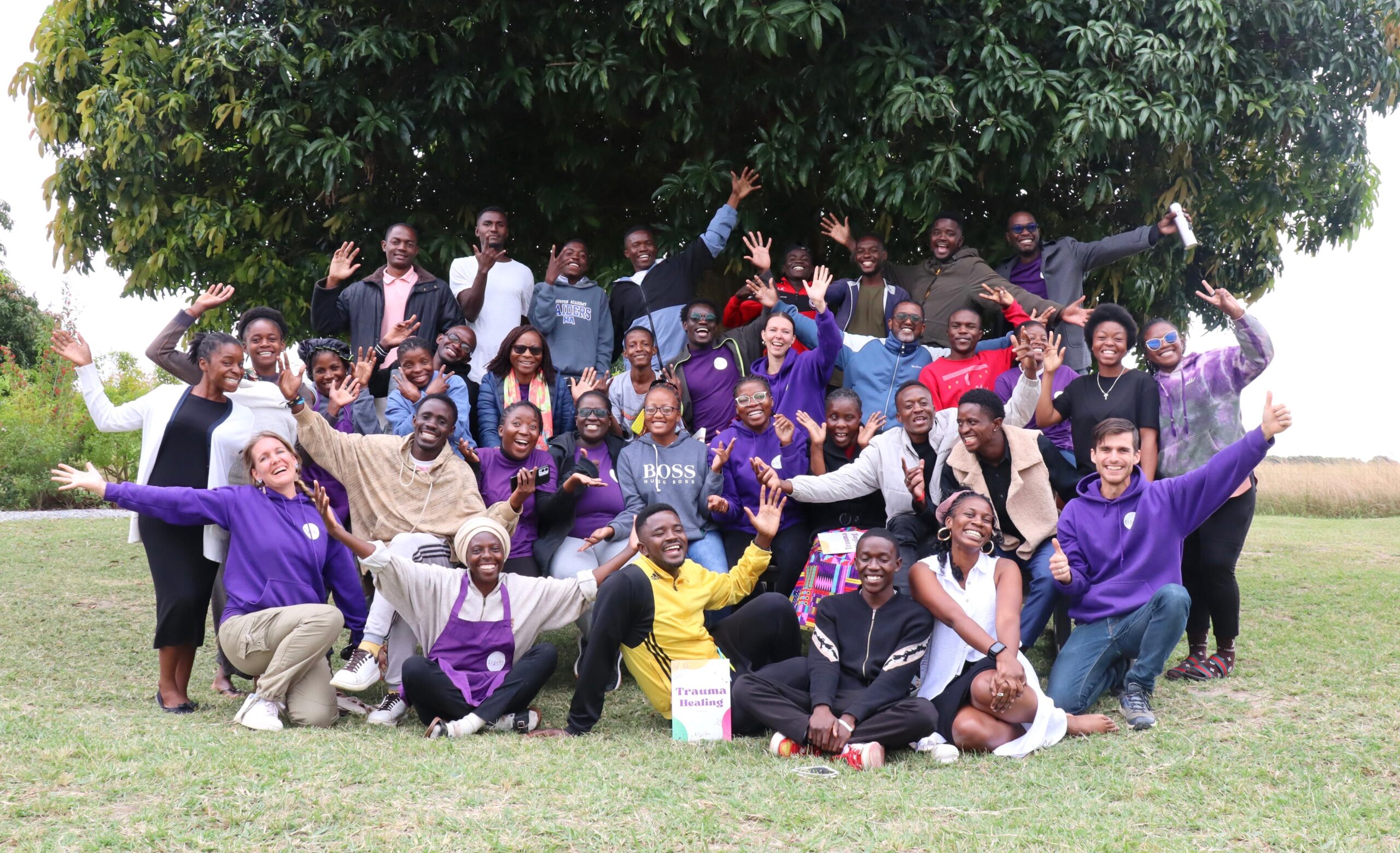 Groep deelnemers aan de Healing Retreat bij het Elyada Center in Zambia.